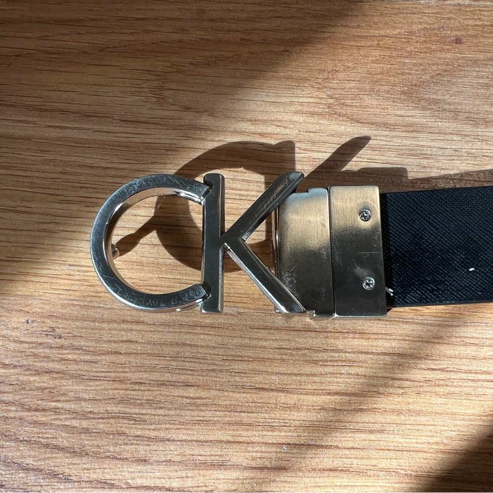 Calvin Klein Women's Reversible Puffed CK Monogram Buckle Belt in Black & Red